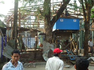 Muslim School attacked By Budhist in Yangoon 17 Feb 2013