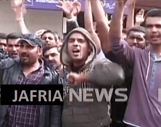 Pakistani Deported from Bahrain Protesting