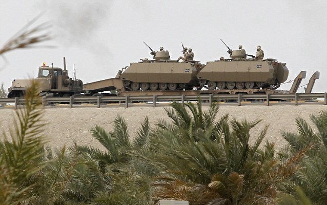 Saudi Arabia Sends More Tanks and weapons to Bahrain