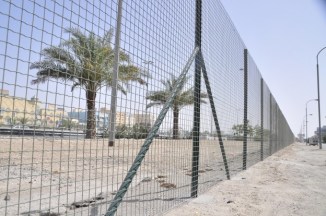 Bahrian Govt. fences the Shia - Sunni areas