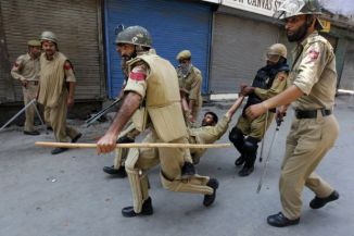 Indian BSF Kills 6 Kashmiri Muslims