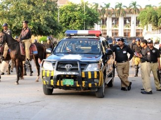 Pakistani Police high headedness
