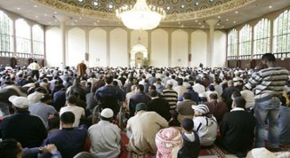 Mosques full of Muslims in UK