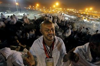 American Shia Hajis attacked by Wahabi Saudi Terrorists