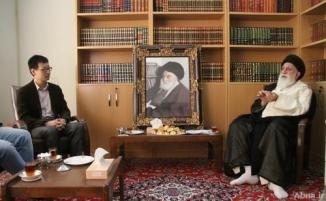 Hong Jun Shen , Richard converts to Islam Renamed as Ali By Ayatollah Mohammad Javad Alavi Boroujerdi