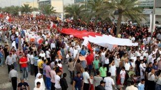 Bahraini Stage Massive Protest in Different Towns