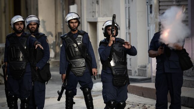 Bahriani Forces attack Protesters