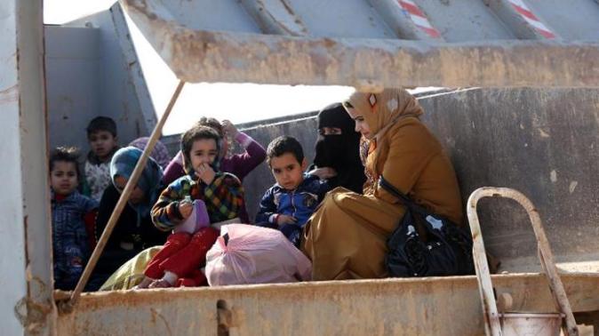 Iraqi Sunni take refuge in Shiite Areas