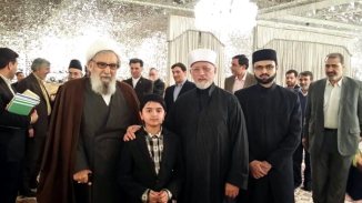 Dr. Tahir ul Qadri Visits Imam Raza's Holy Shrine