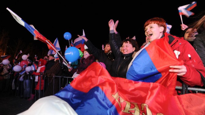 Pro Russian Crimean Cleberate the Victory in Refrendum a