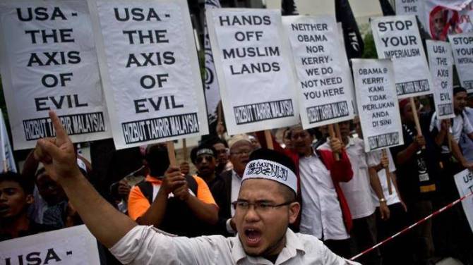 Malaysians Protest against the Barack Obama visit to KL a