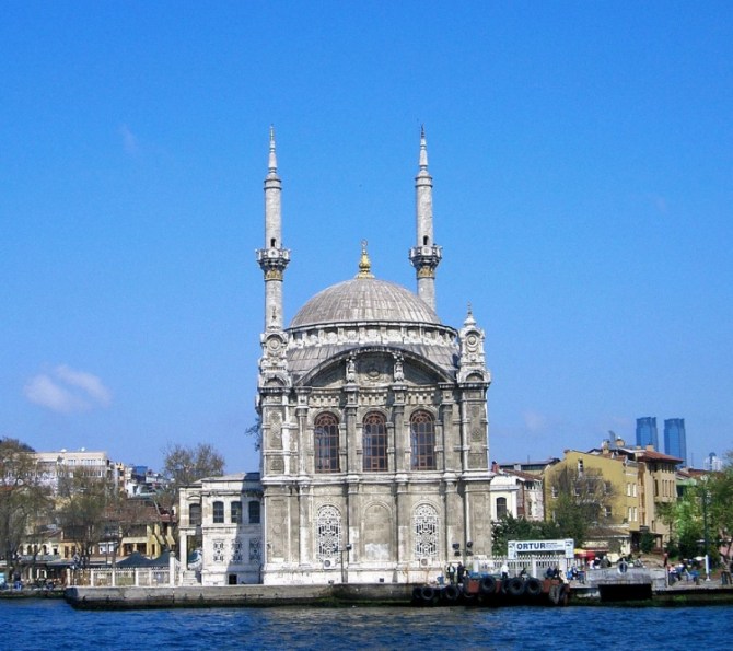 Ortakoy Mosque Model to be Built in Havana , Cuba