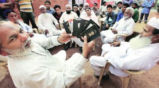 Indian Shia submit Passport for Travel to Iraq to save the Holy Shrines