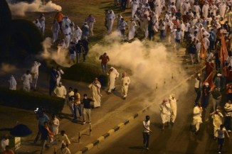 Kuwaiti Protest for the Release of Oppostion Leader