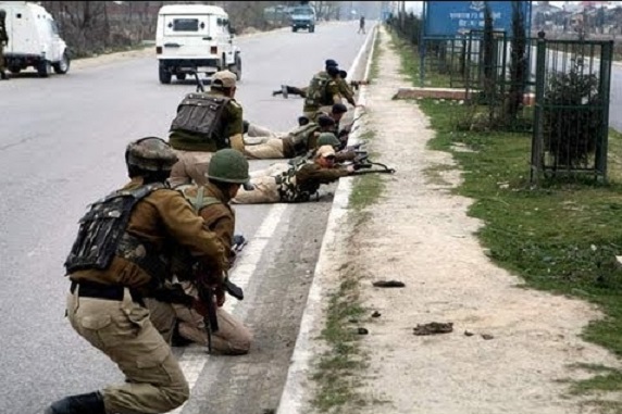 Freedom Fighters attack Indian forces in Kashmir