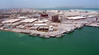 Britain Re Opens Naval Base in Bahrain
