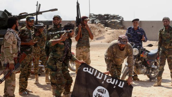 Signs of Fissures appear in ISIL