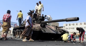 Shia Houthis take control of Presidential Palace in Aden , Yemen. 2