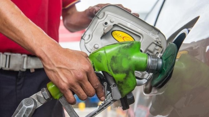 Oil Prices Plunges to Below US$39