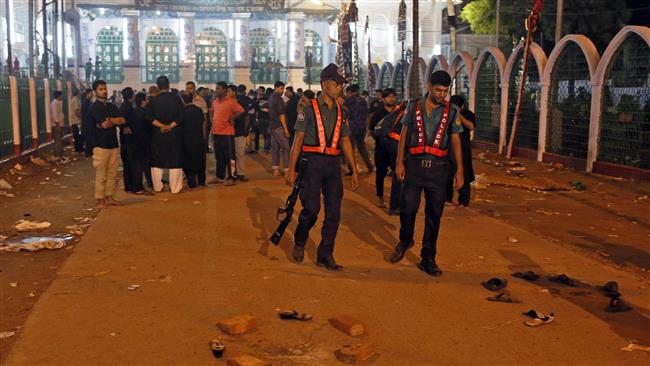Bomb Blast @ Hussaini Dalan , Dhaka , 1 Dead 80 Injured