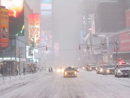 US East Coast States Under Worst Snow Blizzards 2016 Times Squaure , NY