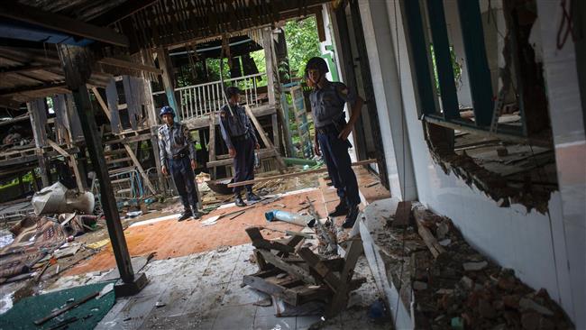Budhist Mob attack Muslim Village in Yangoon